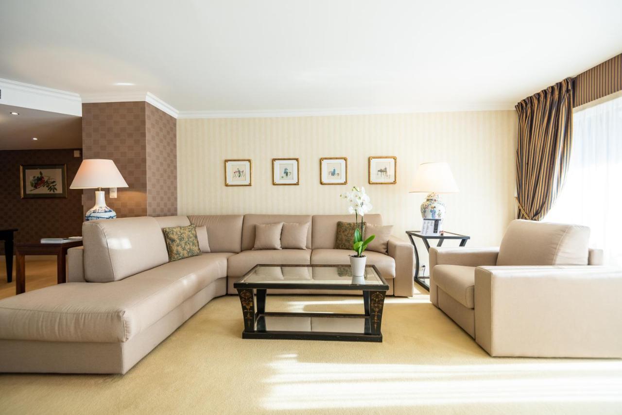 Royal Plaza 5*